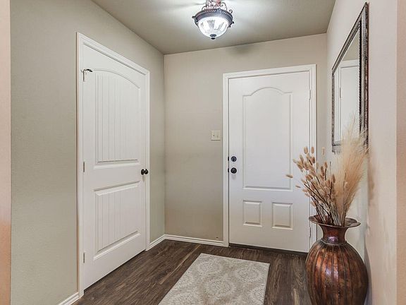 3rd image of 7904 Avenue N