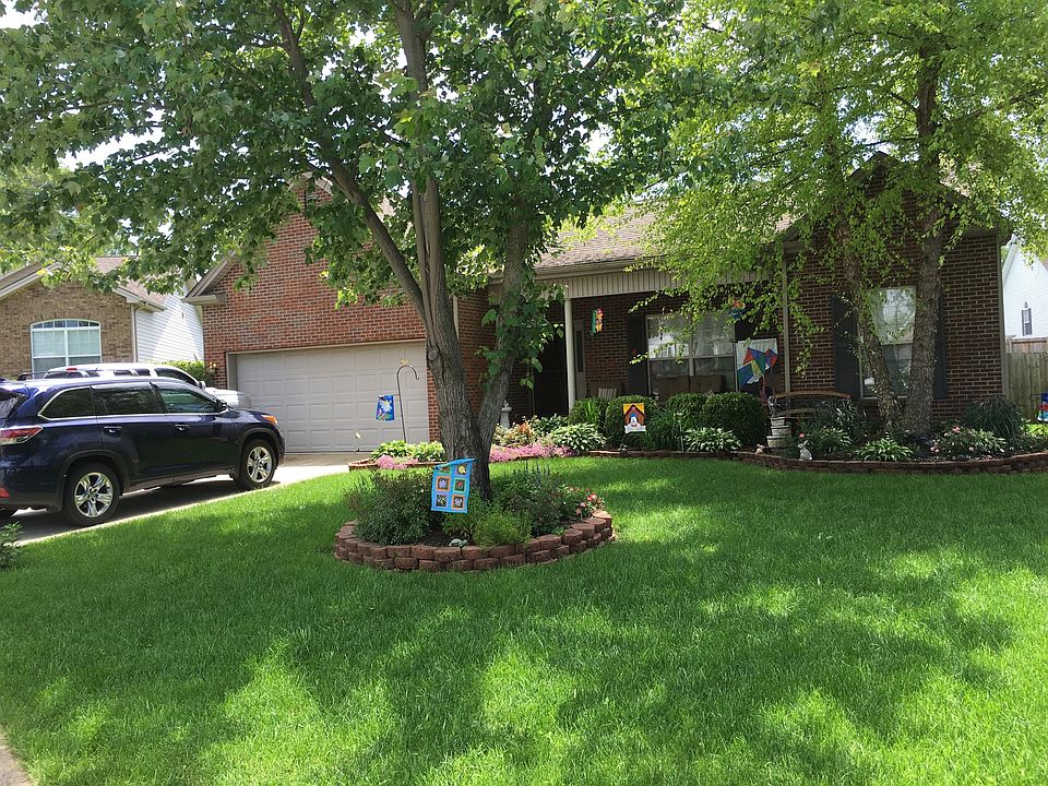 1st image of 927 Kennedy Ct