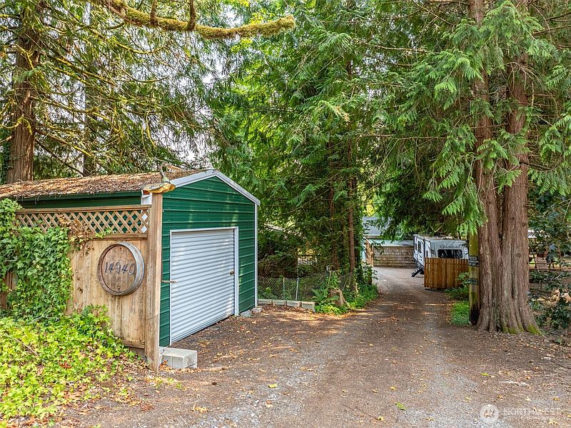 4th image of 14940 Cedarwood Drive SE
