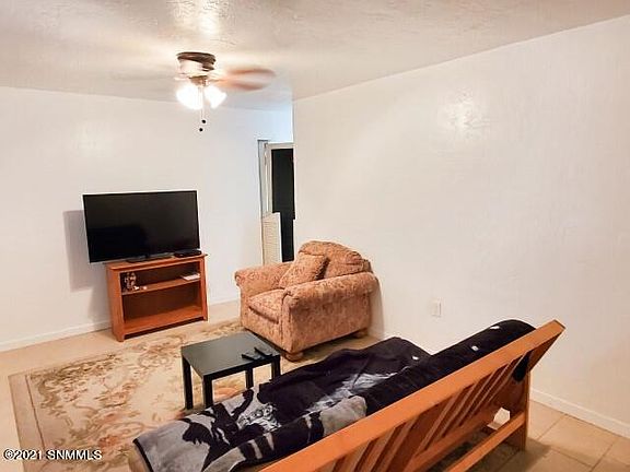 5th image of 1945 Corbett Dr