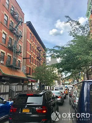 Rented by Oxford Property Group | media 42