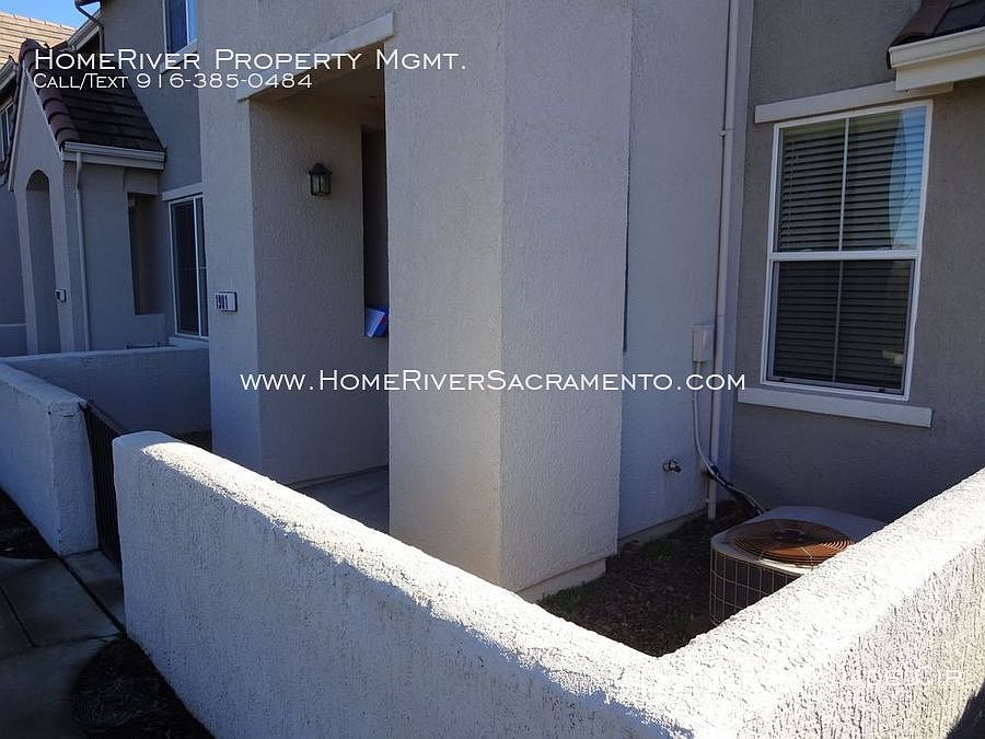 1st image of 1901 Esplanade Cir