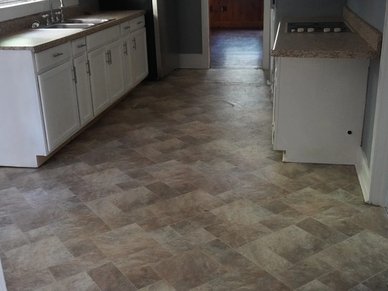 215 Evans Street - 1 — Photo 3