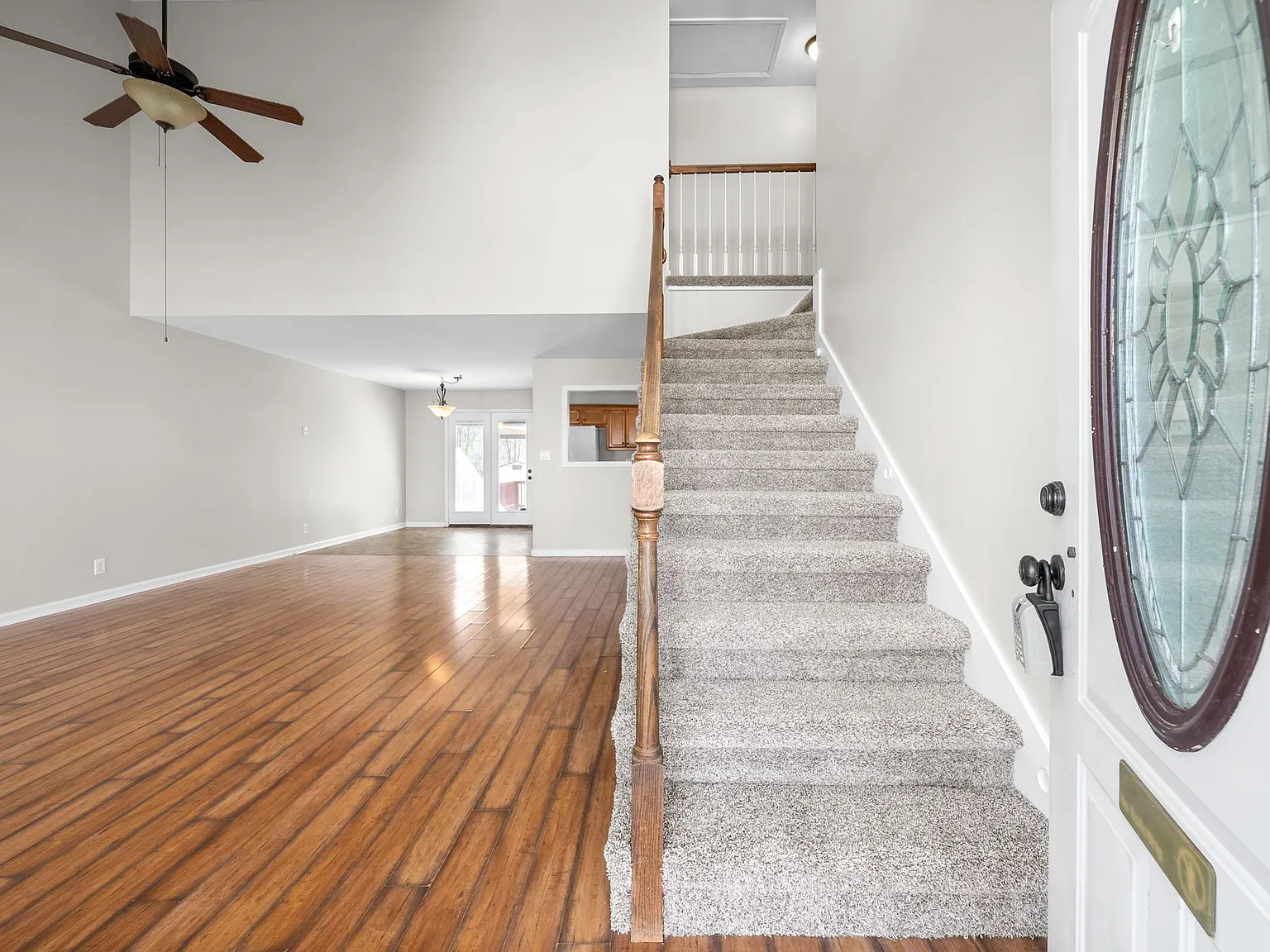 4 bed, 2.5 bath, 2142 sqft, $1,950 — Photo 3