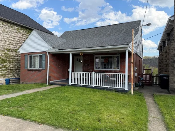 528 E 8th Ave, Tarentum, PA 15084