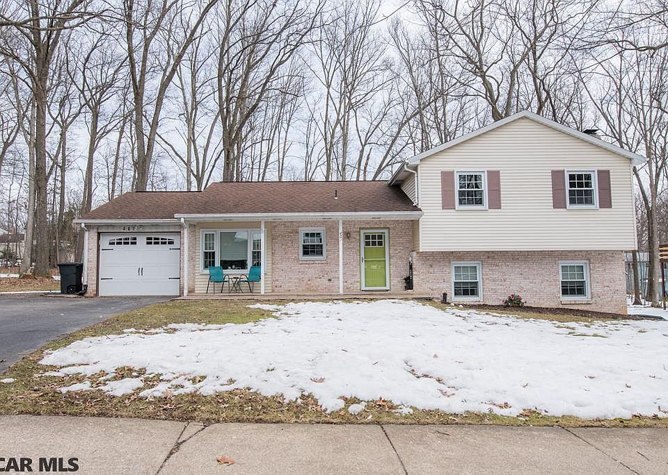 1st image of 461 Canterbury Dr