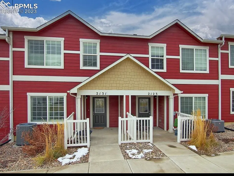 2131 Saint Claire Park Aly