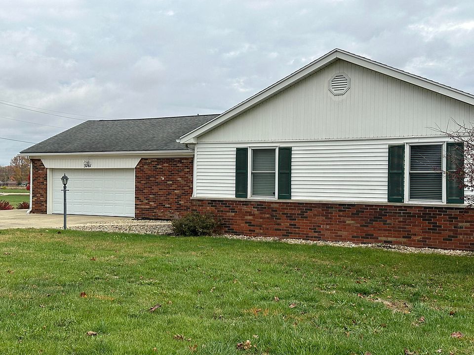 2nd image of 3261 Fairlawn Dr
