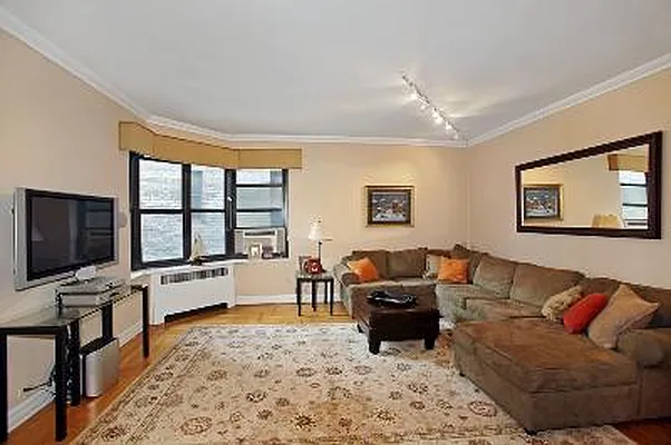 Sold by Corcoran | media 4