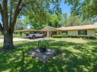 102 Cedar St, Elm Grove, LA 71051