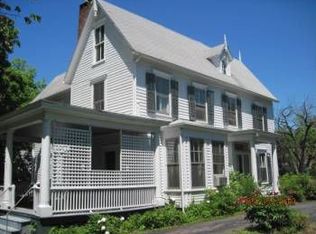 51 Spring St, Catskill, NY 12414