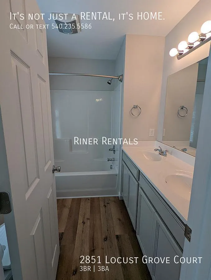 3 bed, 2.5 bath, $1,695 — Photo 4