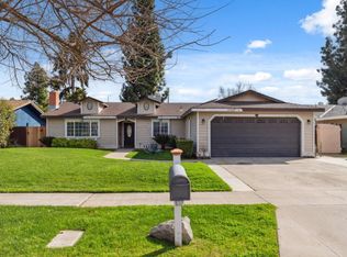 1911 S Karen Ave, Fresno, CA