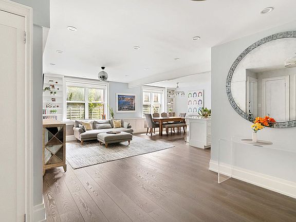 2nd image of 350 Bleecker St Frnt 2