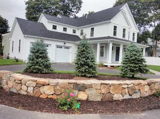 6 Circuit Rd, Westwood, MA 02090