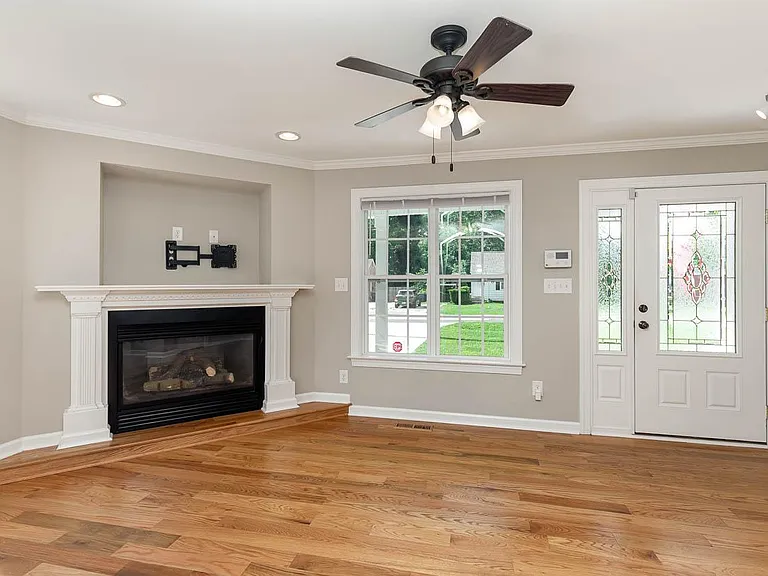 605 Brighton Rd — Photo 6