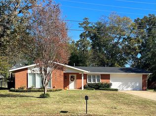 1600 Auburn Dr, Longview, TX 75601