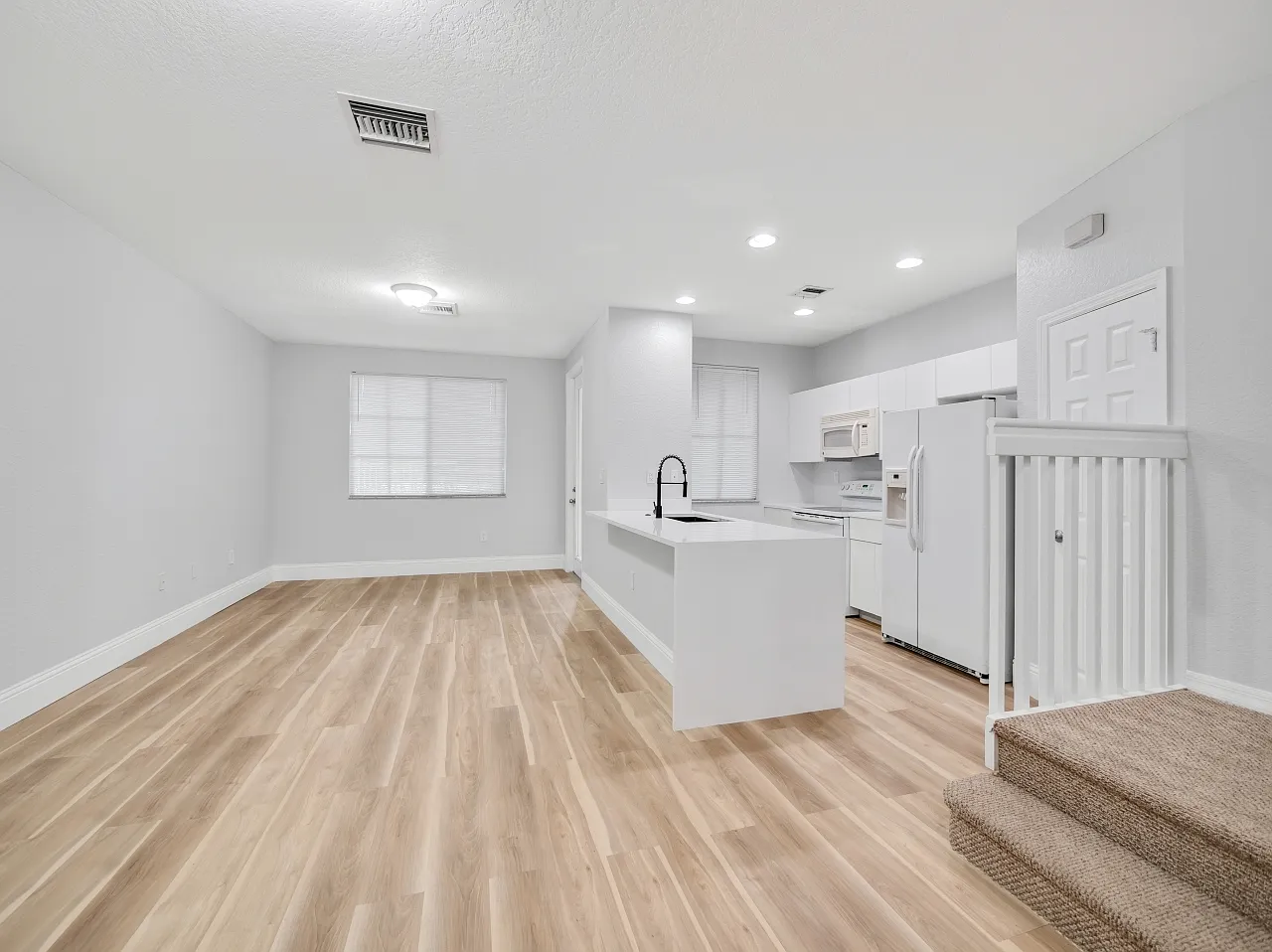 1954 Southwest 60th Avenue - 1 — Photo 2