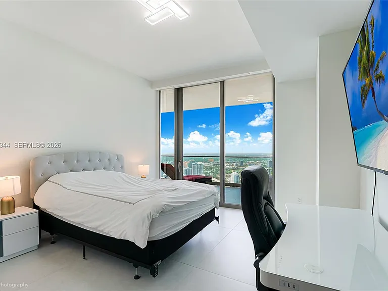 18975 Collins Ave #5103 — Photo 13