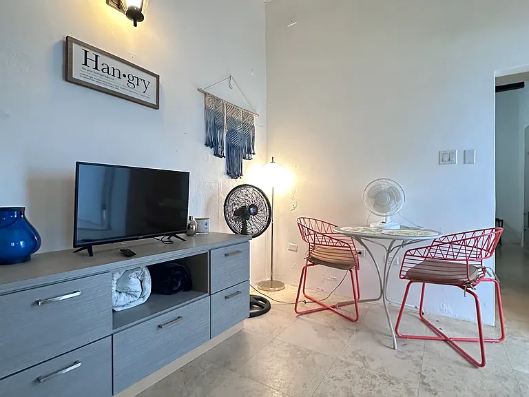 112 San Sebastian #103 — Photo 2