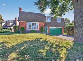 1900 Southampton Ct, Ottawa, ON K2C0W3