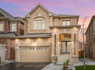 7 Vetch St, Brampton, ON L6Y 6C2