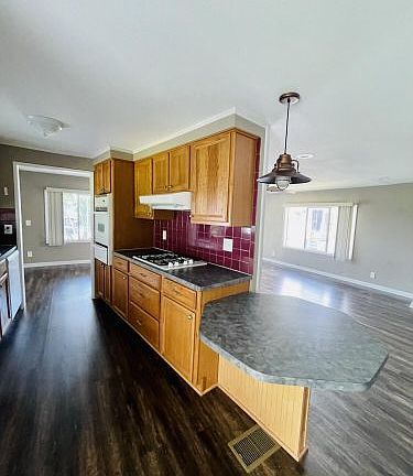 5th image of 859 Cashew Cir