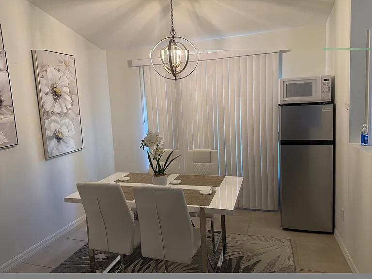 3002 SW 1st Ave — Photo 22
