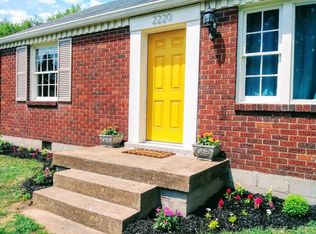 2220 Ridgecrest Dr, Nashville, TN 37216