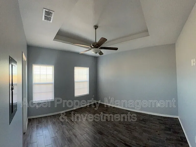 1805 Cari Nicole Ave #4 — Photo 8