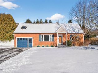 13 Cortland Drive, Ballston Lake, NY 12019