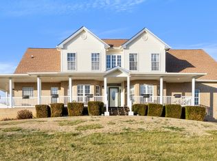 4591 Pineywoods Rd, Adams, TN 37010