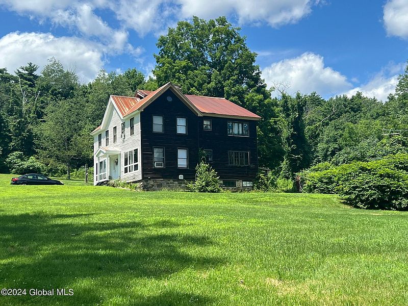 4th image of 45 Ellsworth Lane