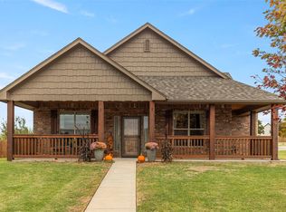 1794 Olivia Ct, Blanchard, OK 73010