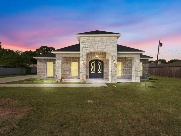 11101 Leeper Dr, Balch Springs, TX 75180