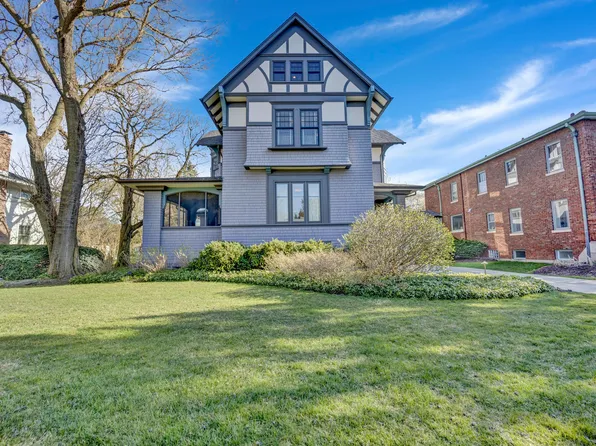 163 Addison Rd, Riverside, IL 60546