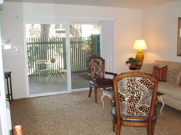 2nd image of 928 Peninsula Ave APT 101