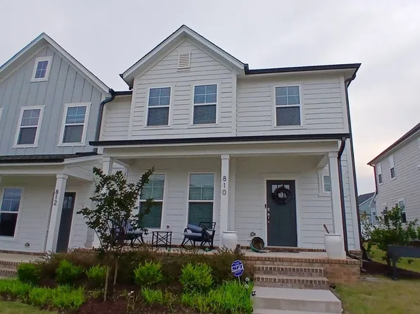 810 Silo Park Dr, Wake Forest, NC 27587