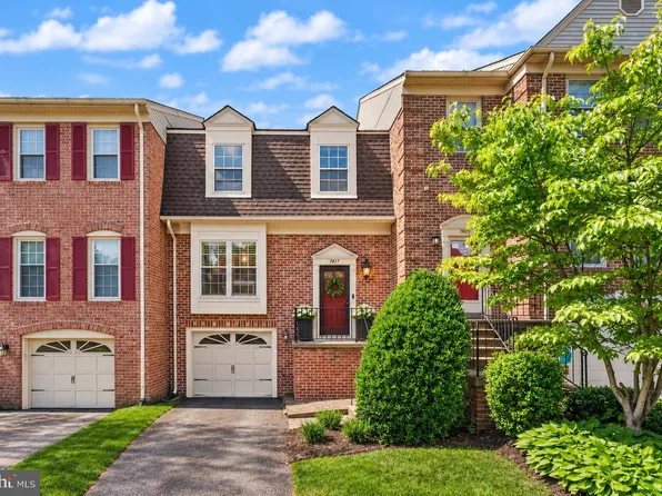 7877 Hampton Village Pass, Annandale, VA 22003
