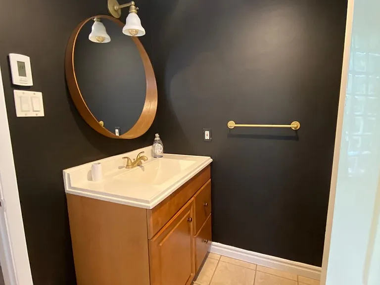 177 Logan Ave #UPPER — Photo 8