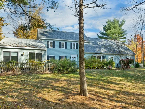 1 Sleepy Hollow Road, Wolfeboro, NH 03894