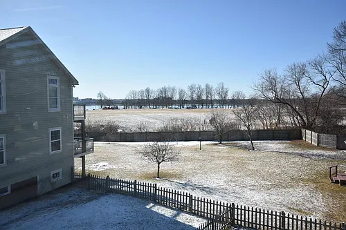 54 Johansen St Photo 1
