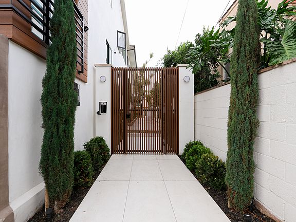 5th image of 1427 N Vista St #5