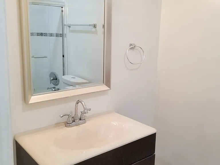 822 N Mariposa Ave — Photo 11