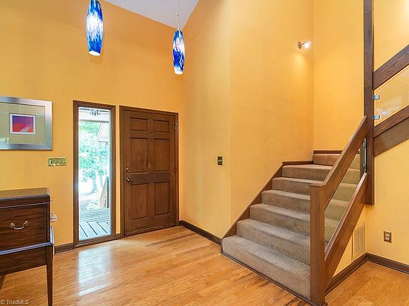 2nd image of 4005 Waldenbrook Ct