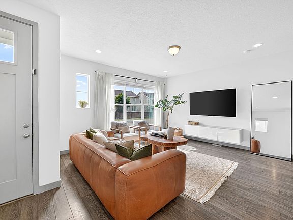 3rd image of 2429 N Holbrook Way