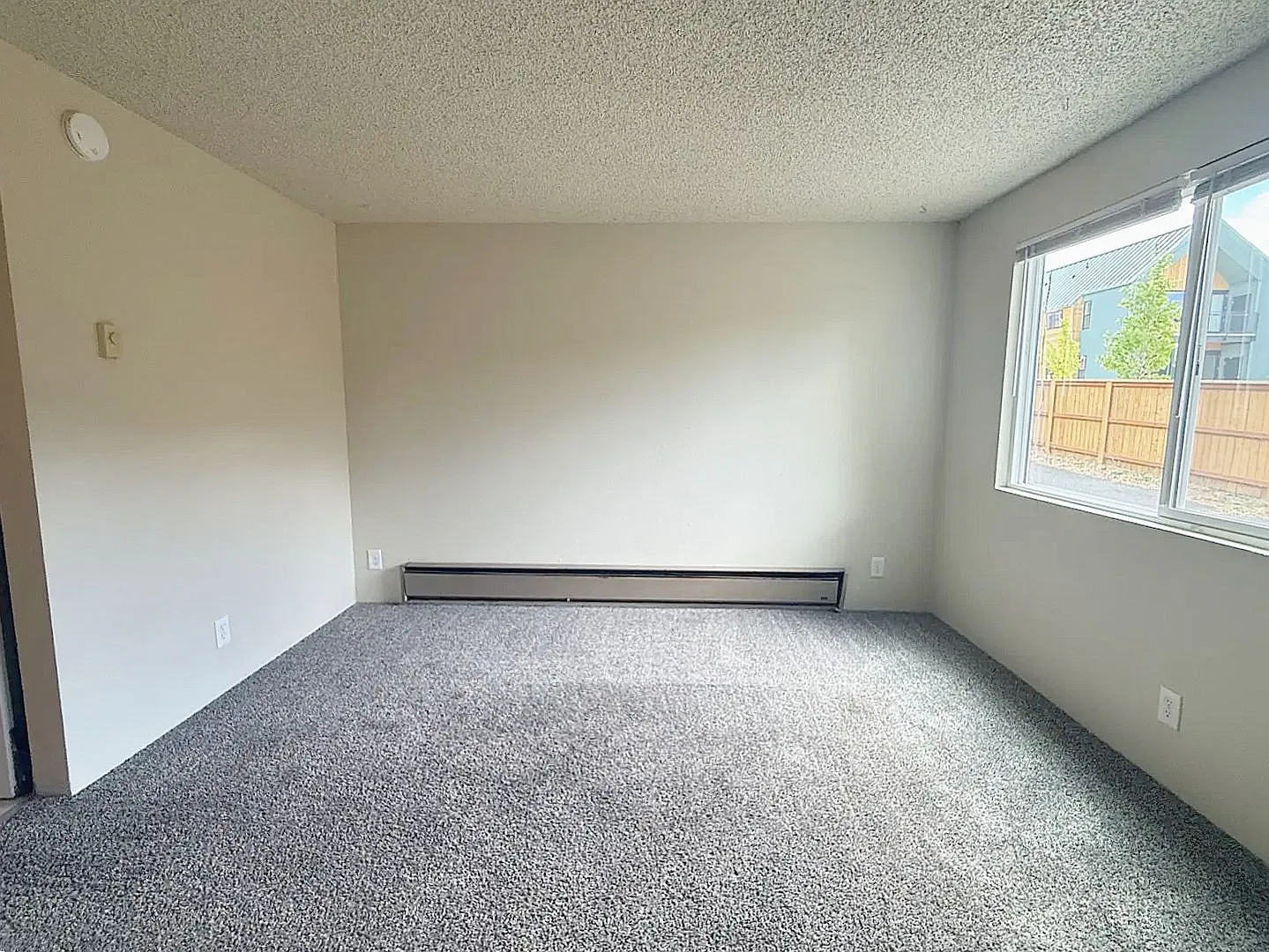 Two Bedroom Ashland Apartment | Available Now! — Photo 4