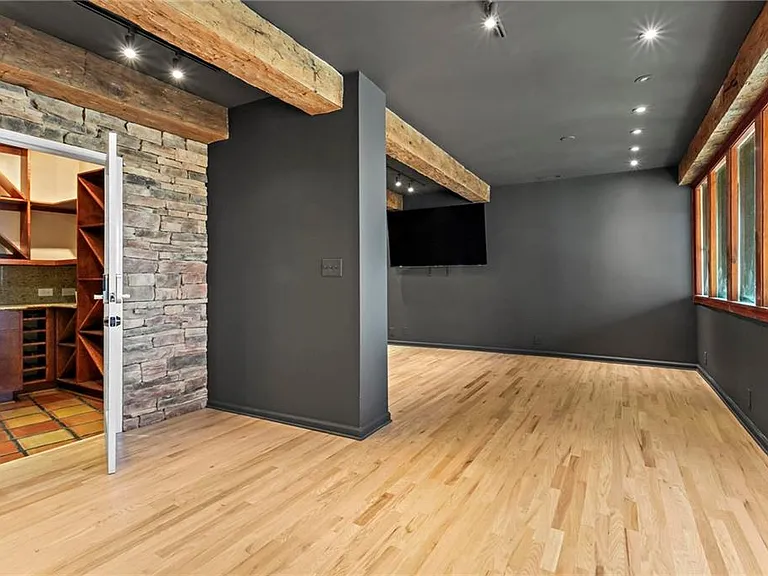 120 Laurel Dr NE — Photo 39