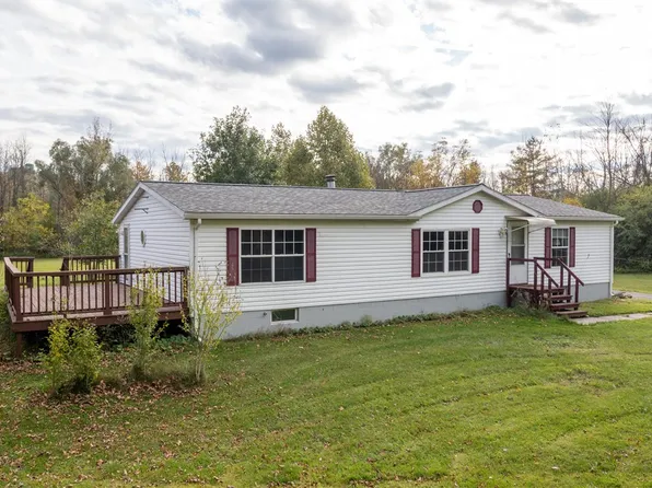 7270 Lyons Rd, Lyons, NY 14489