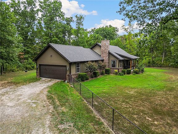 5th image of 16505 Twin Hollows Ln
